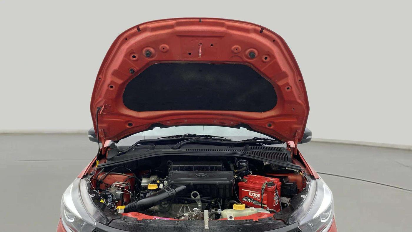 2023 Tata Tiago XZ PLUS PETROL, Petrol, Manual, 11,867 km, Open Bonet