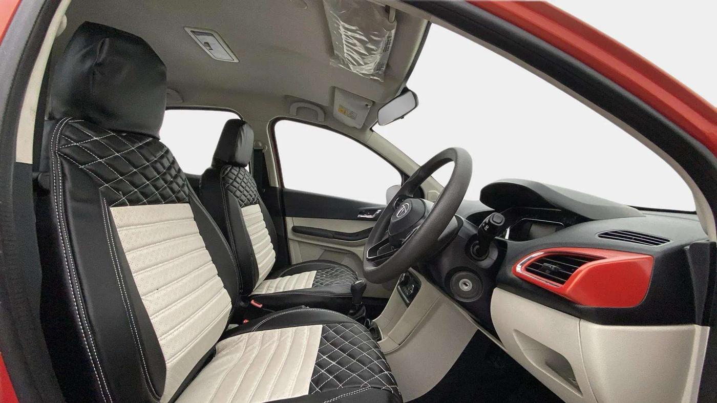 2023 Tata Tiago XZ PLUS PETROL, Petrol, Manual, 11,867 km, Right Side Front Door Cabin