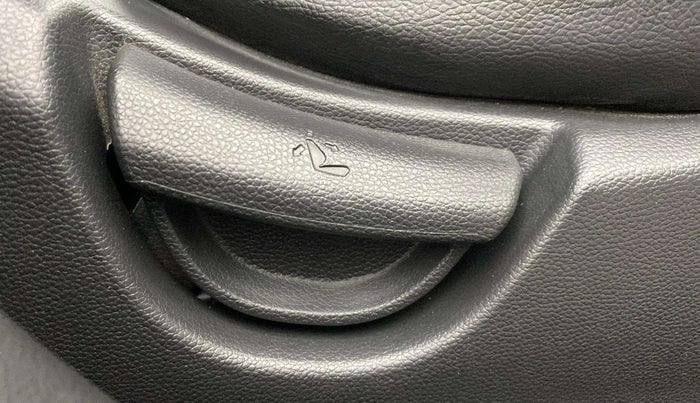 2018 Hyundai Grand i10 SPORTZ AT 1.2 KAPPA VTVT, Petrol, Automatic, 12,597 km, Driver Side Adjustment Panel