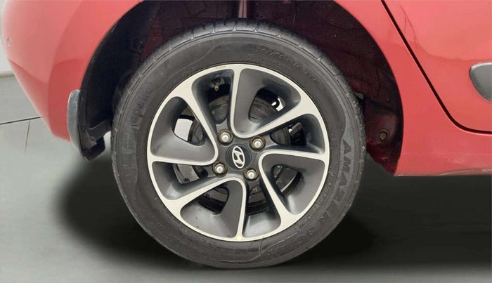 2018 Hyundai Grand i10 SPORTZ AT 1.2 KAPPA VTVT, Petrol, Automatic, 12,597 km, Right Rear Wheel