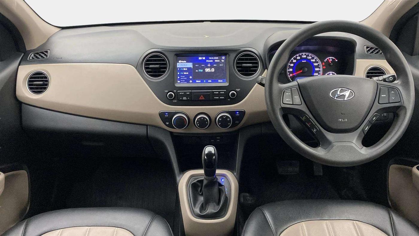 2018 Hyundai Grand i10 SPORTZ AT 1.2 KAPPA VTVT, Petrol, Automatic, 12,597 km, Dashboard