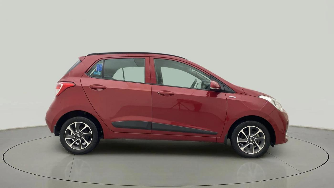 2018 Hyundai Grand i10 SPORTZ AT 1.2 KAPPA VTVT, Petrol, Automatic, 12,597 km, Right Side View