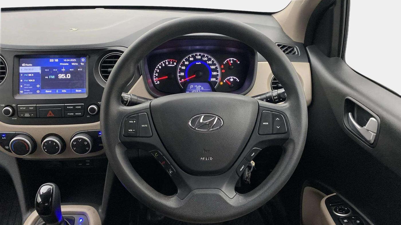 2018 Hyundai Grand i10 SPORTZ AT 1.2 KAPPA VTVT, Petrol, Automatic, 12,597 km, Steering Wheel Close Up