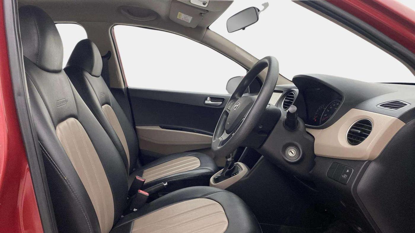 2018 Hyundai Grand i10 SPORTZ AT 1.2 KAPPA VTVT, Petrol, Automatic, 12,597 km, Right Side Front Door Cabin