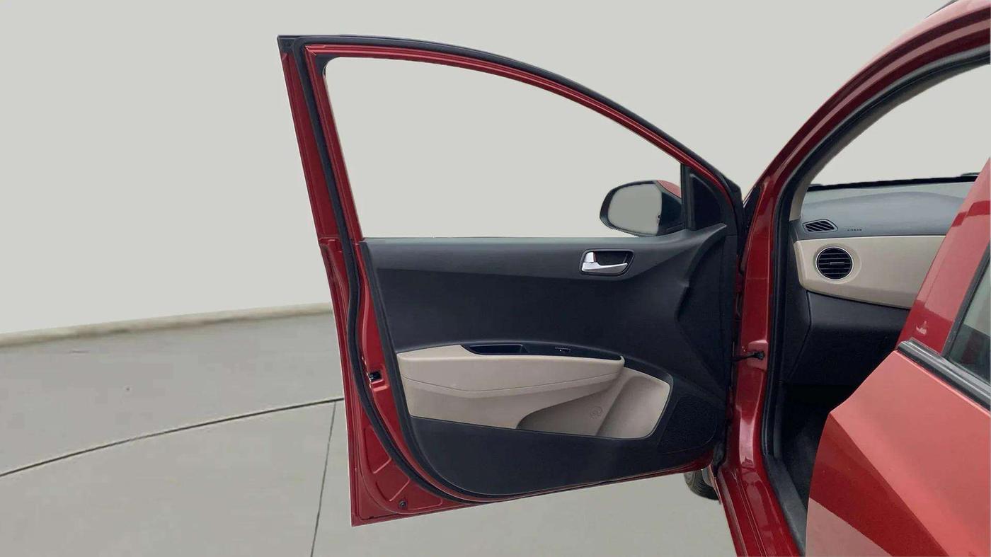 2018 Hyundai Grand i10 SPORTZ AT 1.2 KAPPA VTVT, Petrol, Automatic, 12,597 km, LHS Front Door