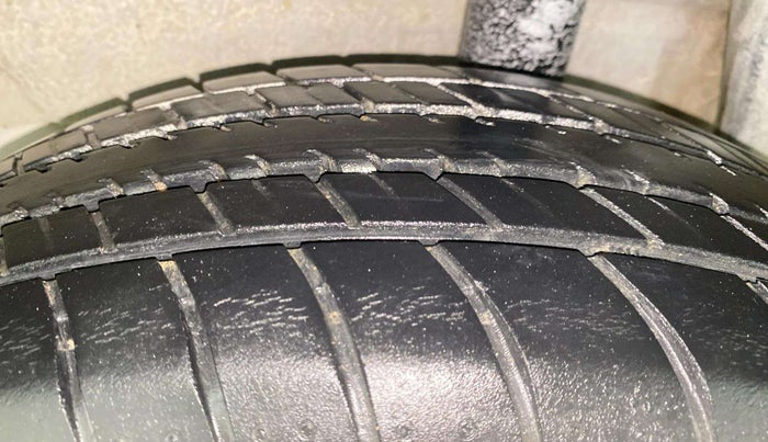 2019 Maruti Celerio ZXI, Petrol, Manual, 15,609 km, Left Rear Tyre Tread