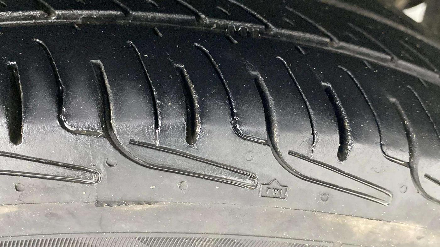 2019 Maruti Dzire VDI AMT, Diesel, Automatic, 77,645 km, Right Front Tyre Tread