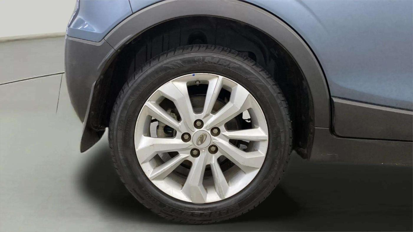 2019 Mahindra XUV300 W8 1.2 PETROL, Petrol, Manual, 61,610 km, Right Rear Wheel