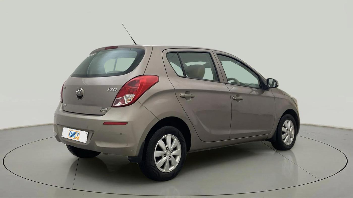 2013 Hyundai i20 SPORTZ 1.4 CRDI, Diesel, Manual, 63,021 km, Right Back Diagonal
