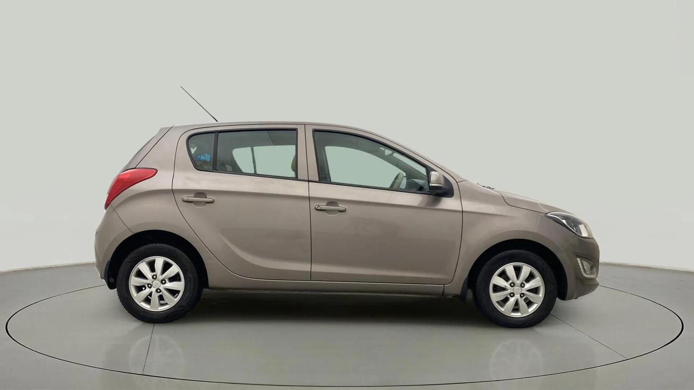 2013 Hyundai i20 SPORTZ 1.4 CRDI, Diesel, Manual, 63,021 km, Right Side View