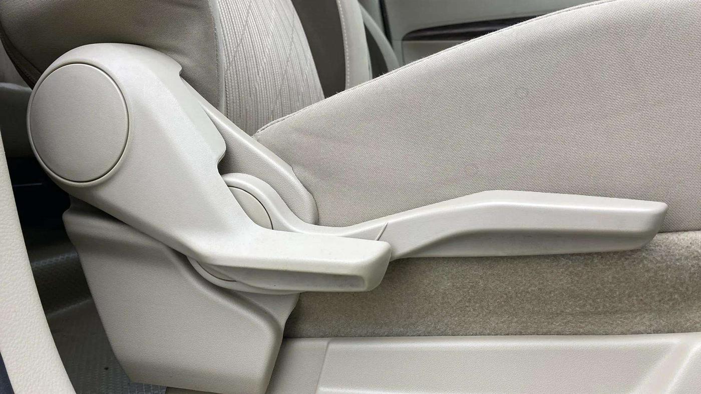 2020 Maruti Ertiga ZXI SHVS, Petrol, Manual, 56,588 km, Driver Side Adjustment Panel