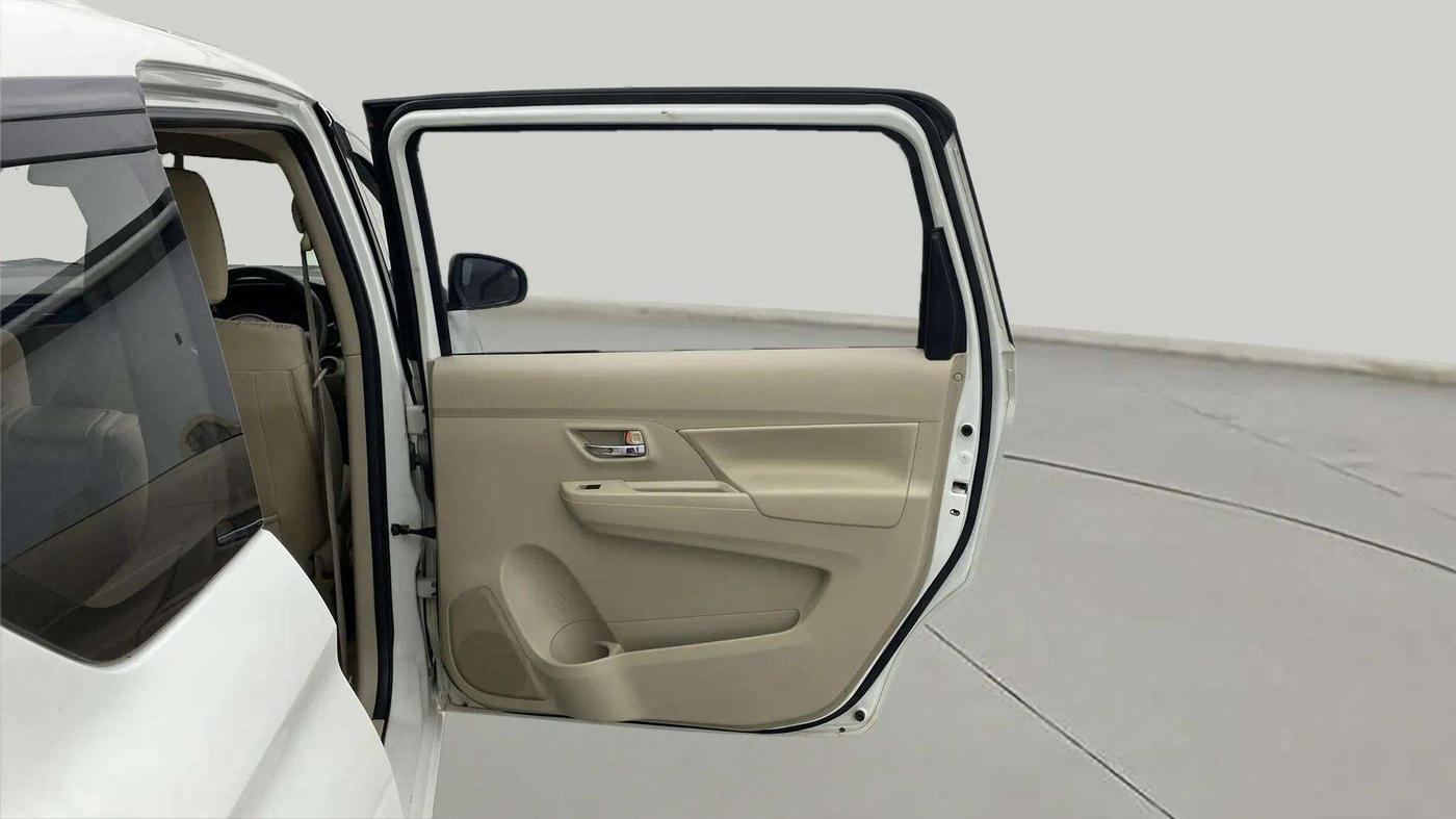 2020 Maruti Ertiga ZXI SHVS, Petrol, Manual, 56,588 km, RHS Rear Door