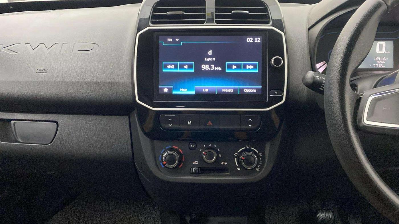2022 Renault Kwid CLIMBER AMT 1.0, Petrol, Automatic, 19,757 km, Air Conditioner