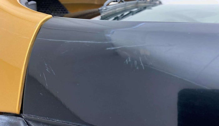 2022 Renault Kwid CLIMBER AMT 1.0, Petrol, Automatic, 19,420 km, Left A pillar - Minor scratches