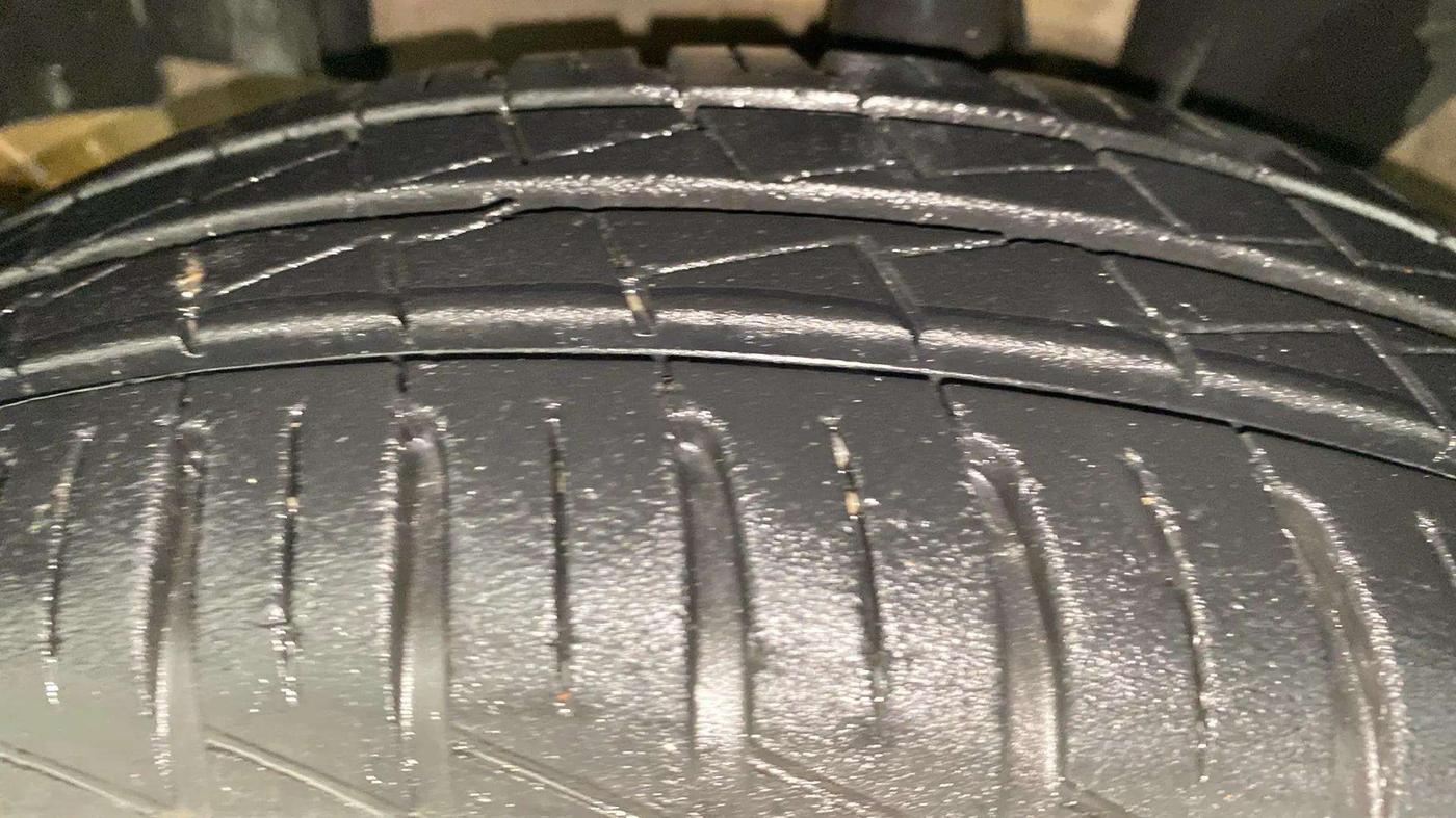 2022 Renault Kwid CLIMBER AMT 1.0, Petrol, Automatic, 19,757 km, Left Front Tyre Tread
