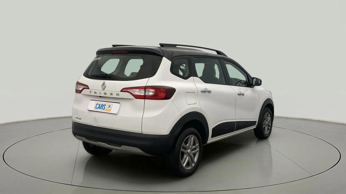 2023 Renault TRIBER RXZ DUAL TONE, Petrol, Manual, 39,826 km, Right Back Diagonal