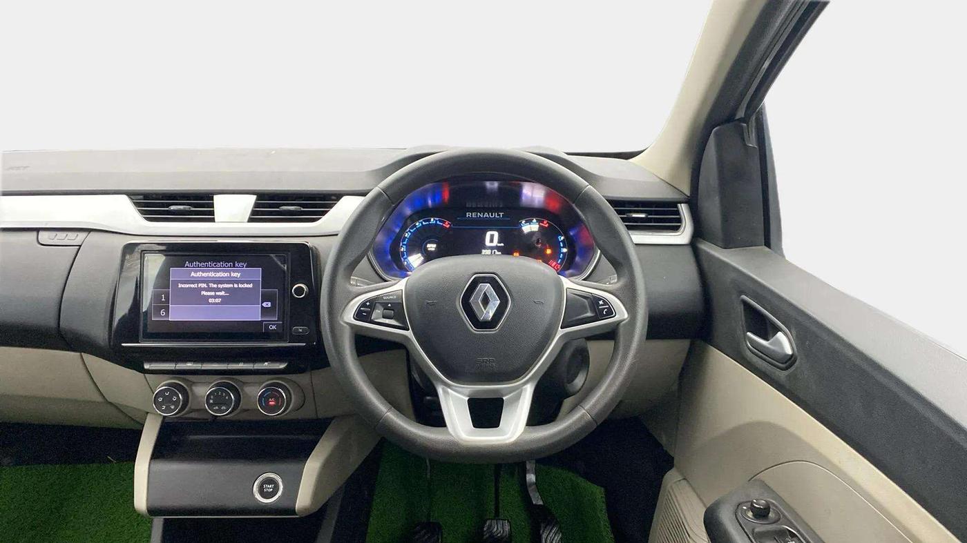 2023 Renault TRIBER RXZ DUAL TONE, Petrol, Manual, 39,826 km, Steering Wheel Close Up