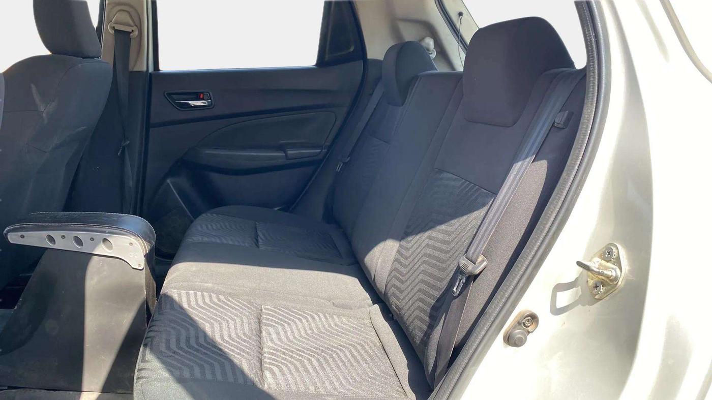 2021 Maruti Swift VXI, Petrol, Manual, 40,888 km, Right Side Rear Door Cabin