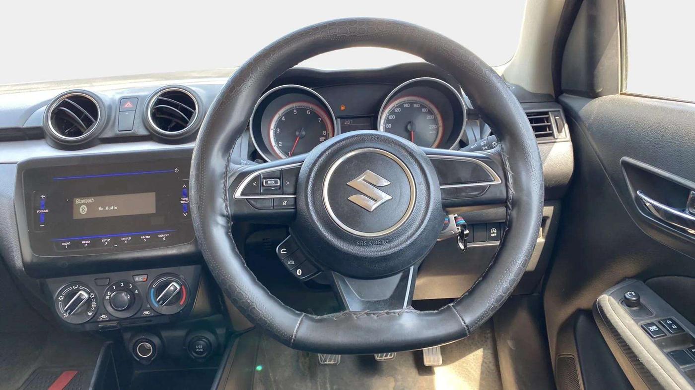 2021 Maruti Swift VXI, Petrol, Manual, 40,888 km, Steering Wheel Close Up