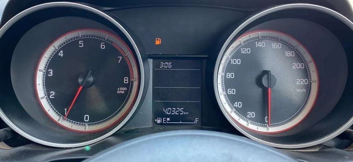 2021 Maruti Swift VXI, Petrol, Manual, 40,888 km, Odometer Image