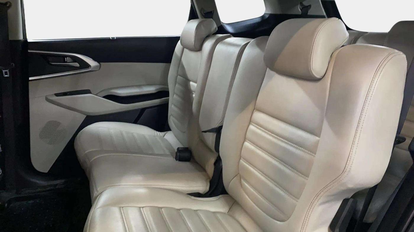 2022 KIA CARENS PRESTIGE PLUS 1.4 PETROL 7 STR, Petrol, Manual, 56,590 km, Right Side Rear Door Cabin