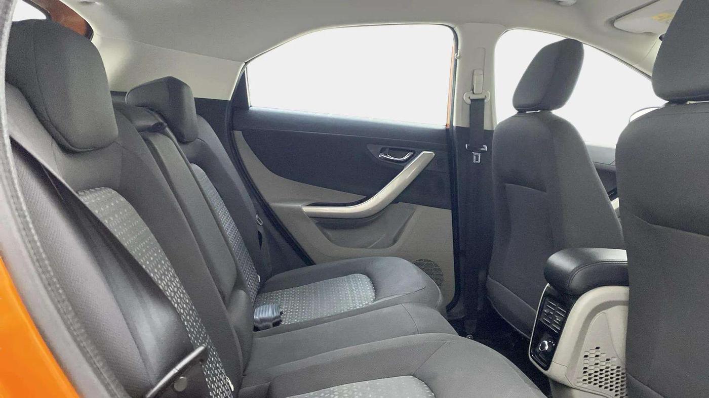 2019 Tata NEXON XZ PLUS PETROL DUAL TONE, Petrol, Manual, 46,005 km, Right Side Rear Door Cabin
