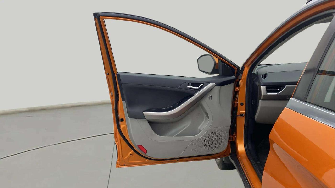 2019 Tata NEXON XZ PLUS PETROL DUAL TONE, Petrol, Manual, 46,005 km, LHS Front Door