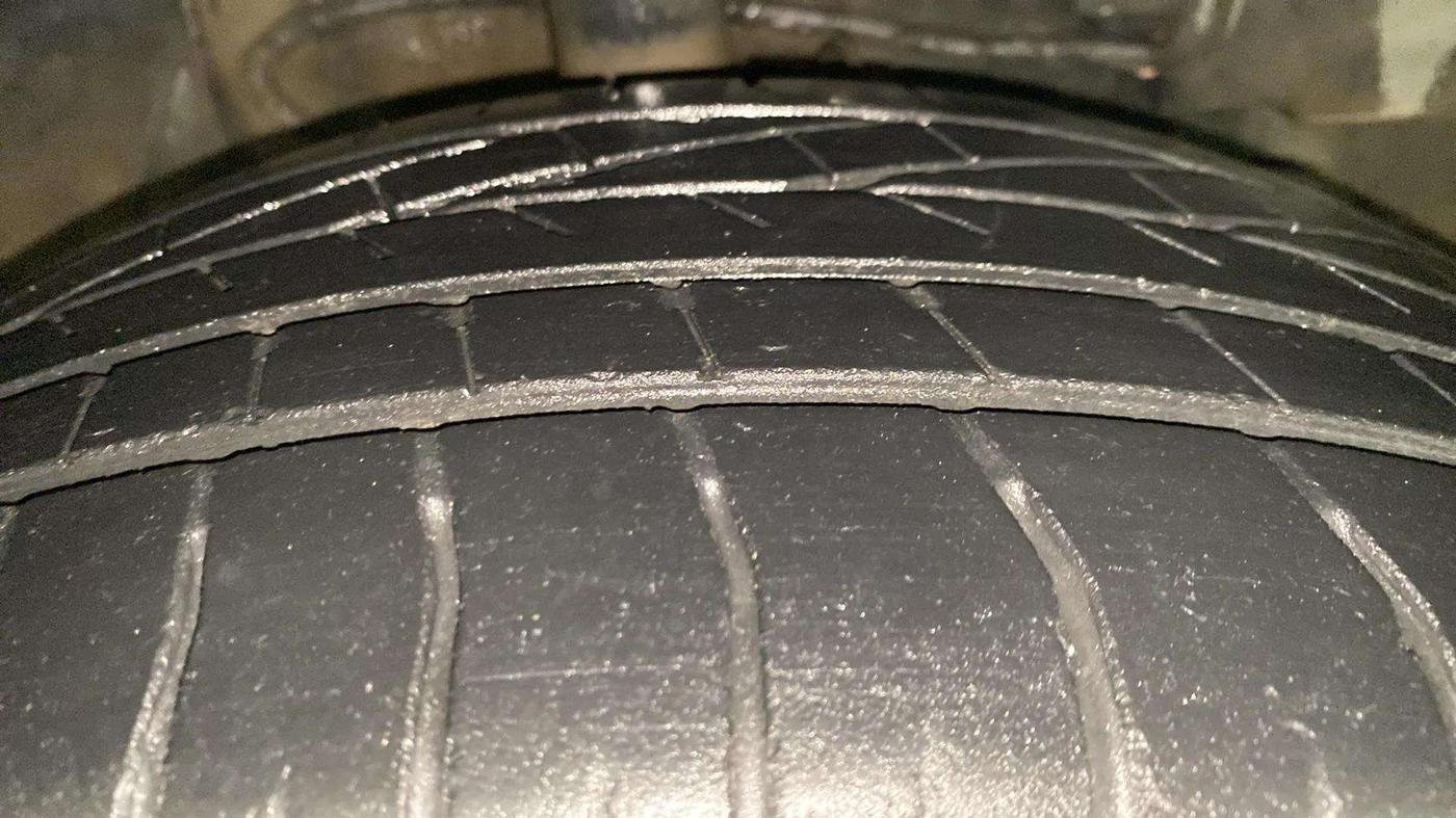 2019 Tata NEXON XZ PLUS PETROL DUAL TONE, Petrol, Manual, 46,005 km, Right Front Tyre Tread