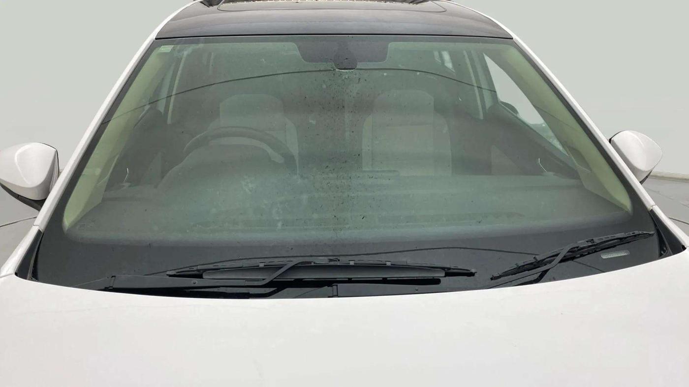 2022 Skoda SLAVIA STYLE 1.0L TSI MT, Petrol, Manual, 37,261 km, Front Windshield