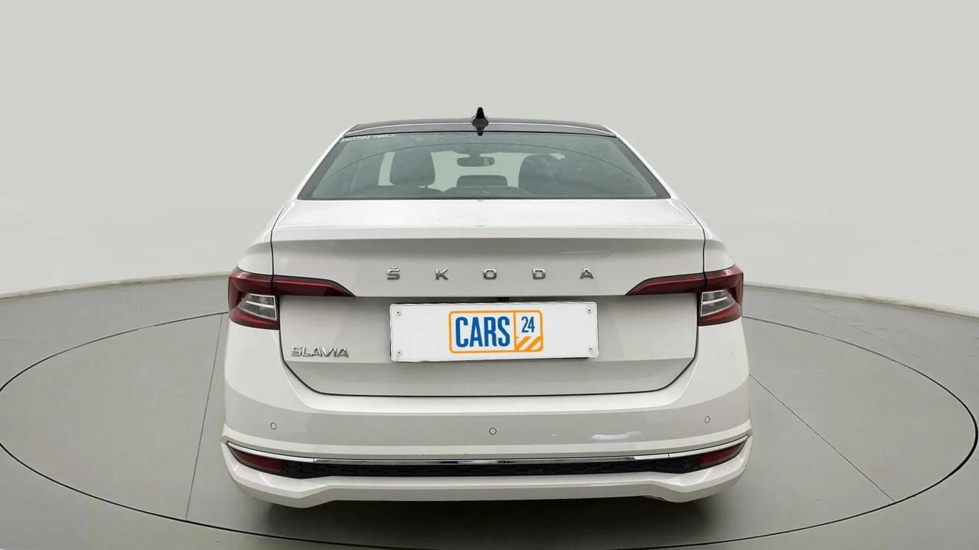 2022 Skoda SLAVIA STYLE 1.0L TSI MT, Petrol, Manual, 37,261 km, Back/Rear