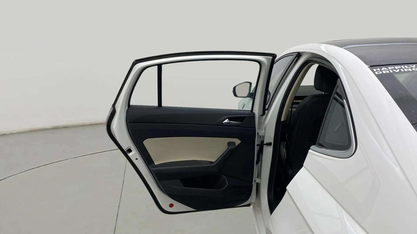 2022 Skoda SLAVIA STYLE 1.0L TSI MT, Petrol, Manual, 37,261 km, LHS Rear Door