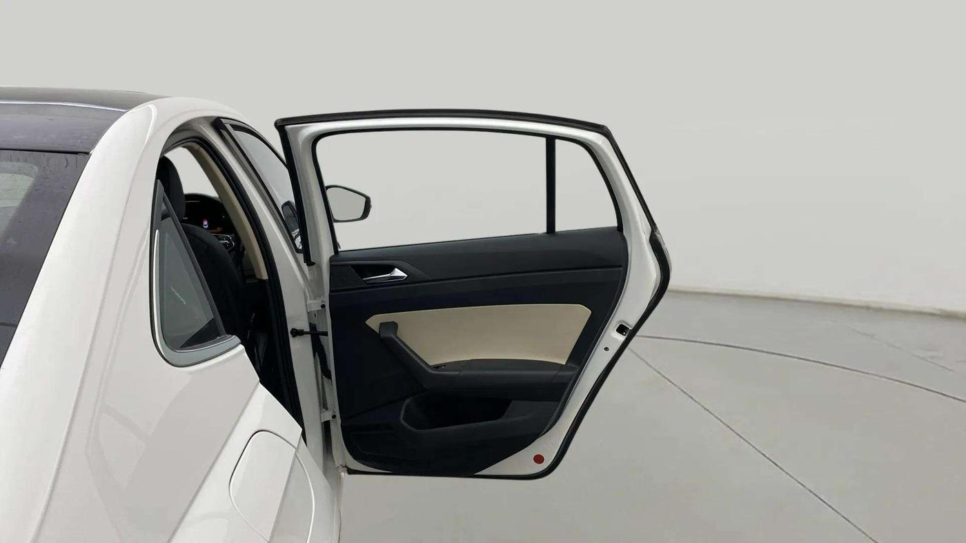 2022 Skoda SLAVIA STYLE 1.0L TSI MT, Petrol, Manual, 37,261 km, RHS Rear Door