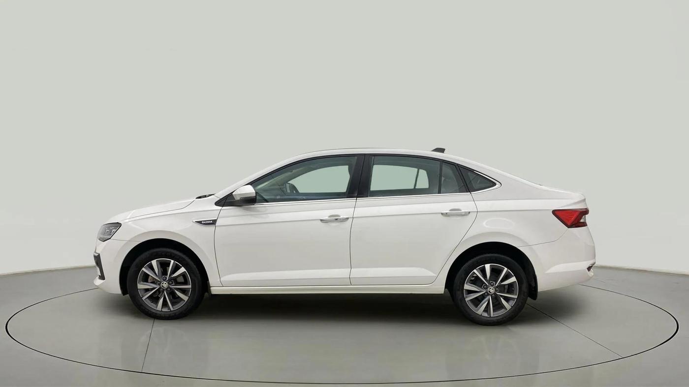 2022 Skoda SLAVIA STYLE 1.0L TSI MT, Petrol, Manual, 37,261 km, Left Side