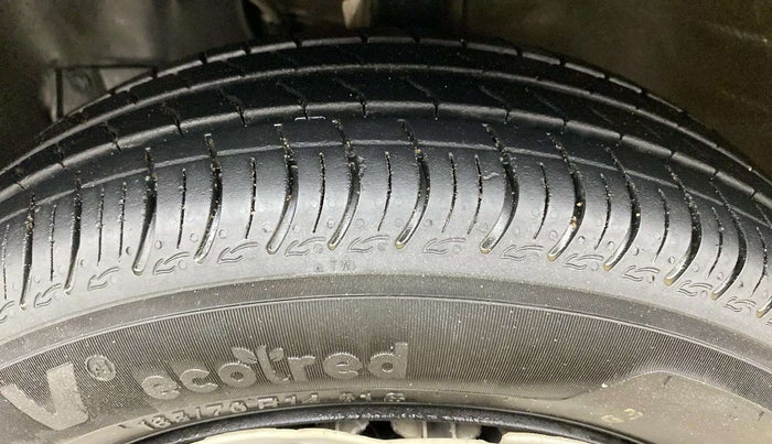 2021 Maruti New Wagon-R VXI (O) 1.2, Petrol, Manual, 79,980 km, Left Front Tyre Tread