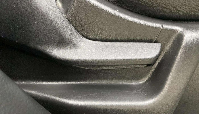 2021 Maruti New Wagon-R VXI (O) 1.2, Petrol, Manual, 79,980 km, Driver Side Adjustment Panel