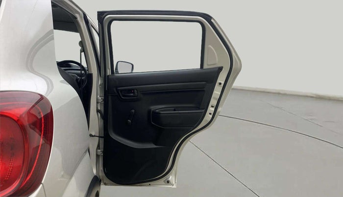 2023 Maruti S PRESSO VXI+, Petrol, Manual, 11,020 km, RHS Rear Door