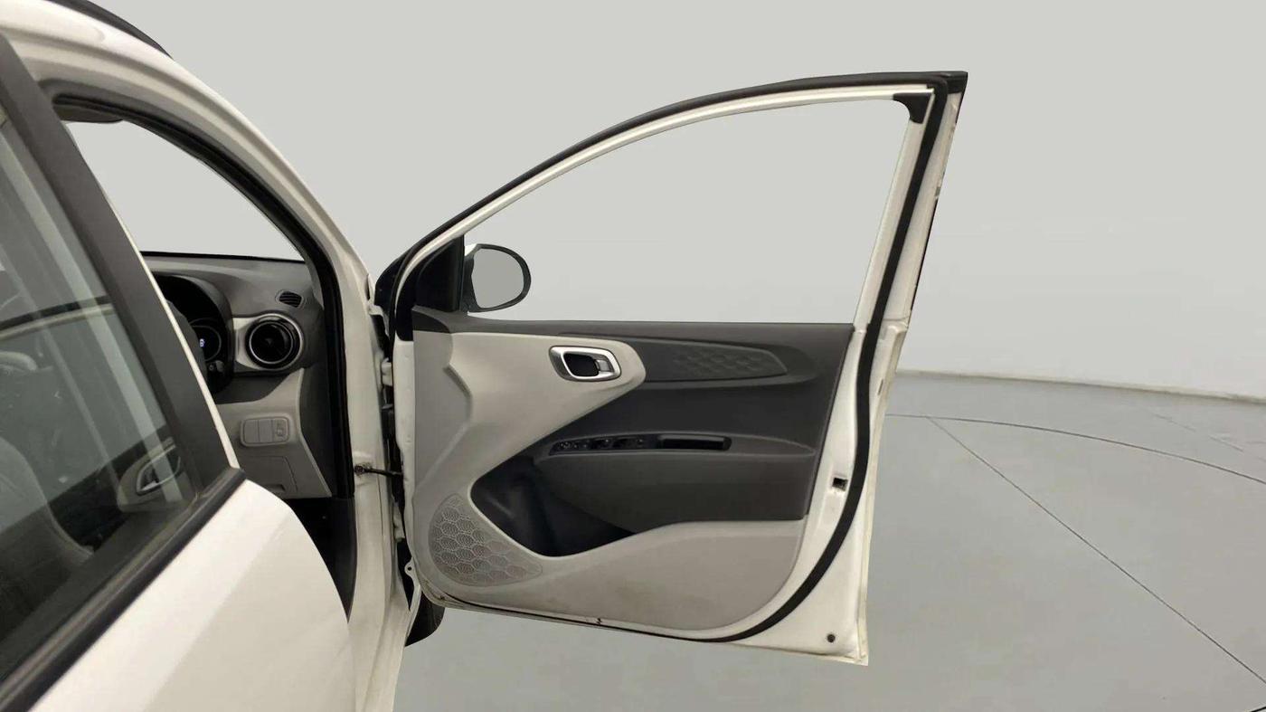 2019 Hyundai GRAND I10 NIOS SPORTZ AMT 1.2 KAPPA VTVT, Petrol, Automatic, 24,224 km, RHS Front Door