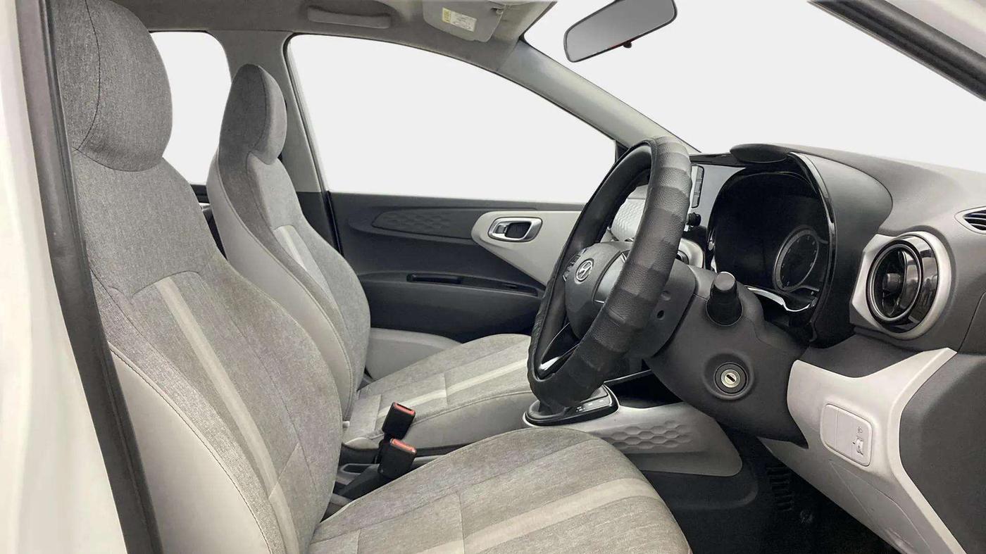 2019 Hyundai GRAND I10 NIOS SPORTZ AMT 1.2 KAPPA VTVT, Petrol, Automatic, 24,224 km, Right Side Front Door Cabin