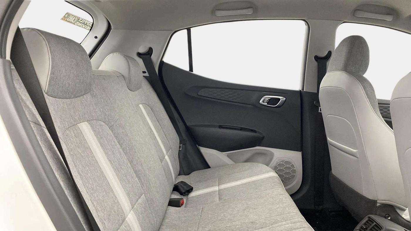 2019 Hyundai GRAND I10 NIOS SPORTZ AMT 1.2 KAPPA VTVT, Petrol, Automatic, 24,224 km, Right Side Rear Door Cabin