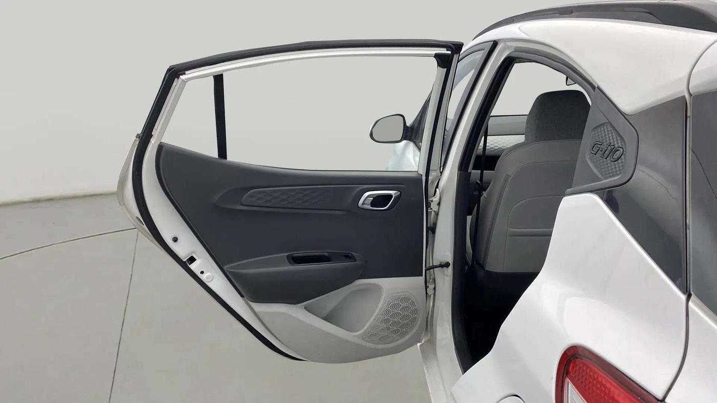 2019 Hyundai GRAND I10 NIOS SPORTZ AMT 1.2 KAPPA VTVT, Petrol, Automatic, 24,224 km, LHS Rear Door