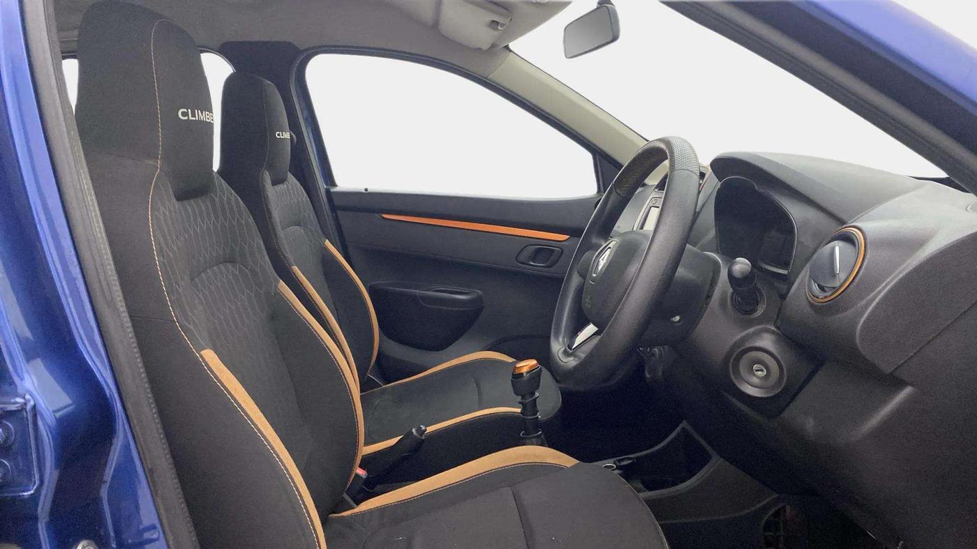 2017 Renault Kwid CLIMBER 1.0, Petrol, Manual, 52,046 km, Right Side Front Door Cabin