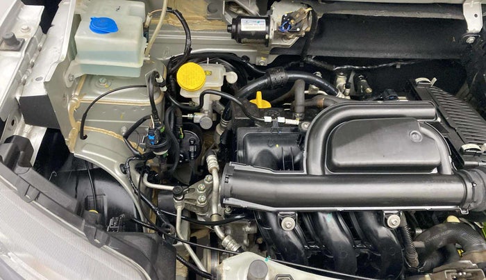 2020 Renault Kwid RXT 1.0 AMT (O), Petrol, Automatic, 14,679 km, Engine View - Right