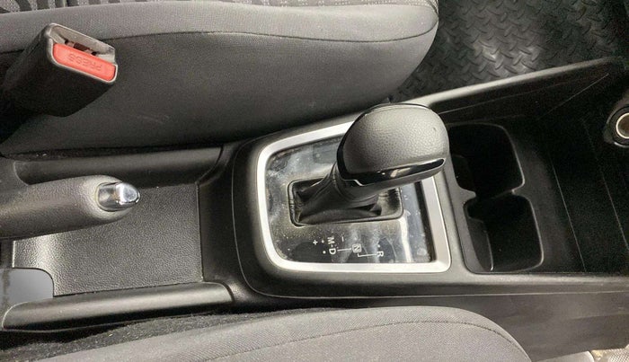 2019 Maruti Swift ZXI AMT, Petrol, Automatic, 76,337 km, Gear Lever