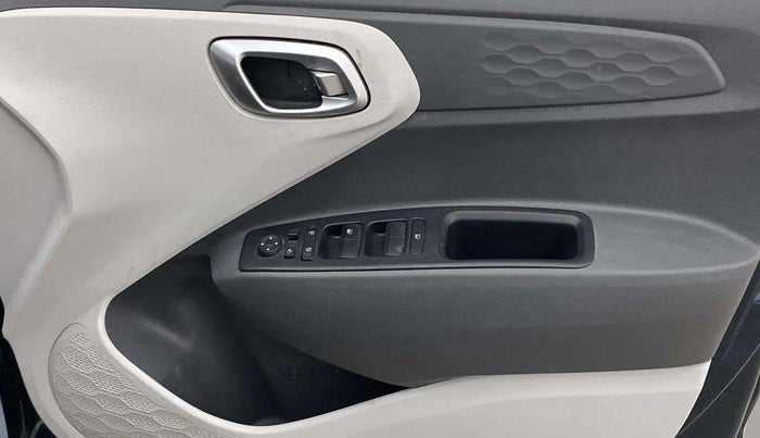 2020 Hyundai GRAND I10 NIOS SPORTZ AMT 1.2 KAPPA VTVT, Petrol, Automatic, 15,816 km, Driver Side Door Panels Control