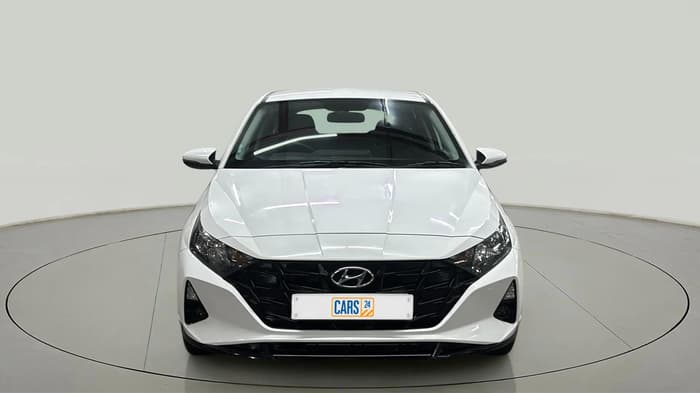 2022 Hyundai NEW I20 SPORTZ 1.2 AT, Petrol, Automatic, 8,635 km, Front