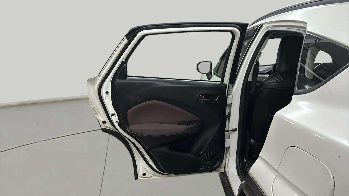 2023 Maruti FRONX DELTA 1.2 MT PETROL, Petrol, Manual, 25,039 km, LHS Rear Door