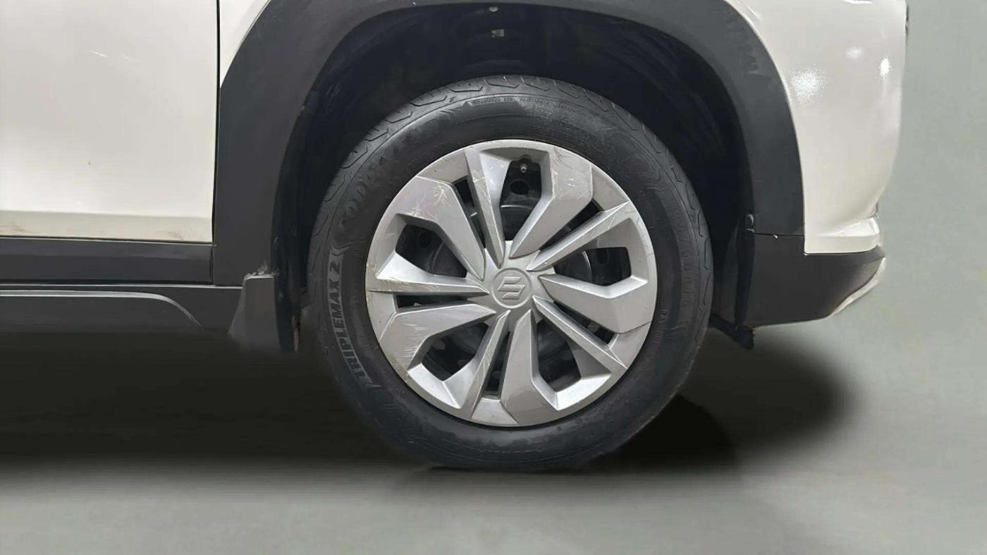 2023 Maruti FRONX DELTA 1.2 MT PETROL, Petrol, Manual, 25,039 km, Right Front Wheel