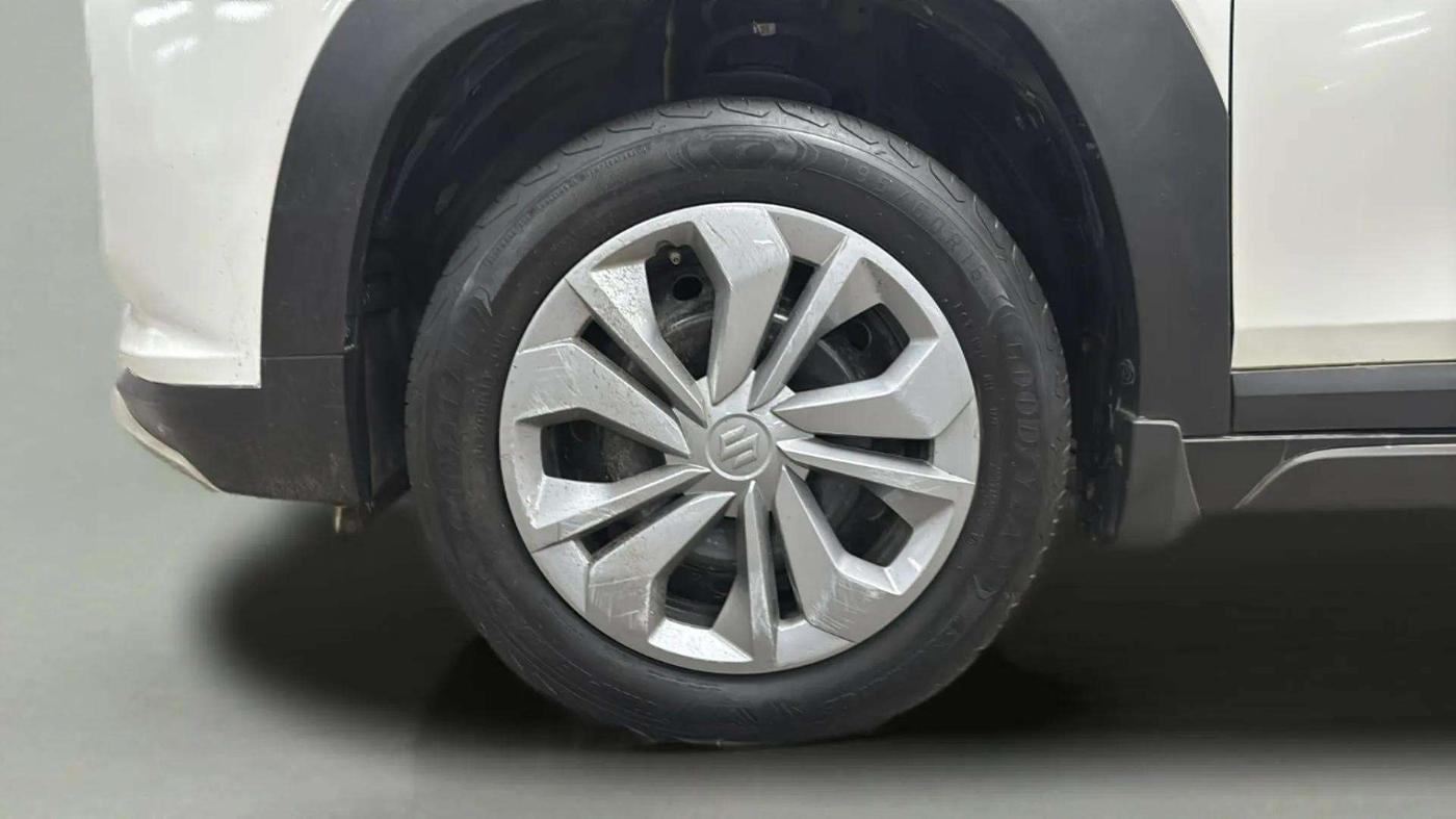 2023 Maruti FRONX DELTA 1.2 MT PETROL, Petrol, Manual, 25,039 km, Left Front Wheel