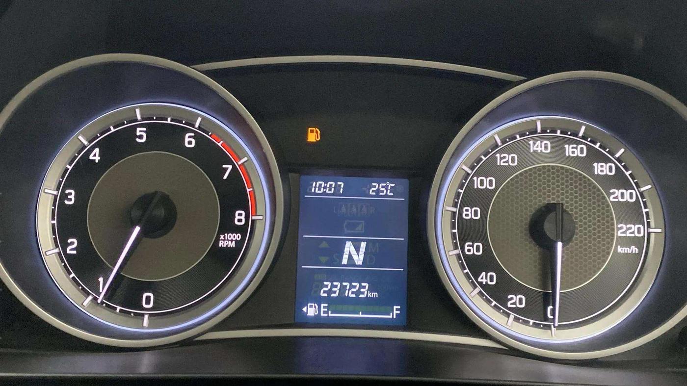 2018 Maruti Dzire VXI AMT, Petrol, Automatic, 23,701 km, Odometer Image