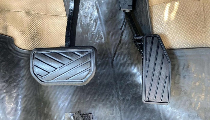 2018 Maruti Dzire VXI AMT, Petrol, Automatic, 23,701 km, Pedals